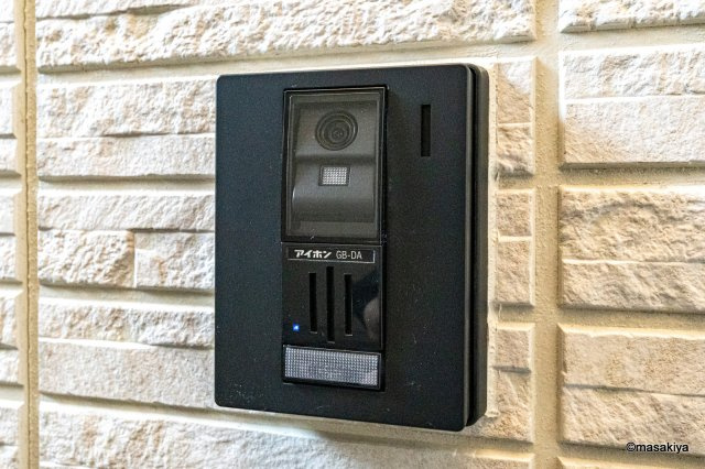 トリシア柳町のエントランス