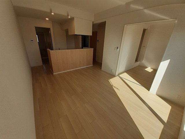 ブラン　ミュール　筑前Ⅲ番館Ｂの内装|明るい色調の室内です