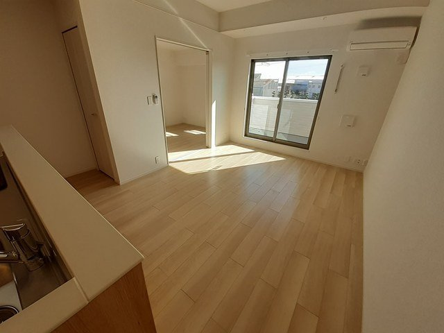 ブラン　ミュール　筑前Ⅲ番館Ｂの居間・リビング|ゆったり過ごせる居間です