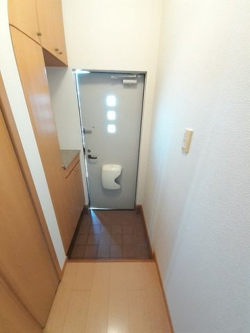 コータ・コートイデⅡの玄関|落ち着いた玄関です