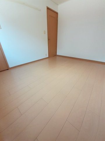 コータ・コートイデⅡの内装|明るい色調の室内です