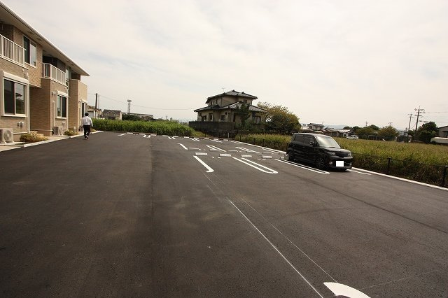 ノーヴァ　ＥＡＳＴの駐車場|駐車場完備です