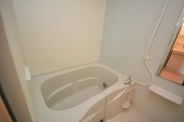 ルナ・カーサの浴室|日々の暮らしに欠かせないお風呂です