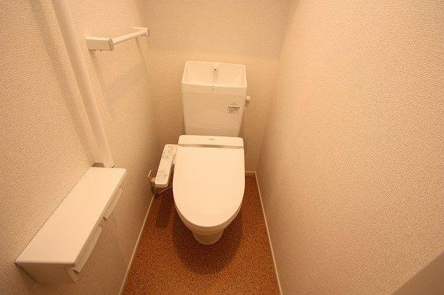 ウィステリア　ヴィラⅢのトイレ|シンプルで使いやすいトイレです