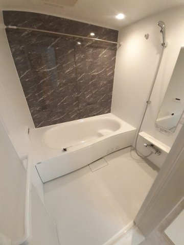 ラ・メゾン　ボヌールの浴室|日々の暮らしに欠かせないお風呂です