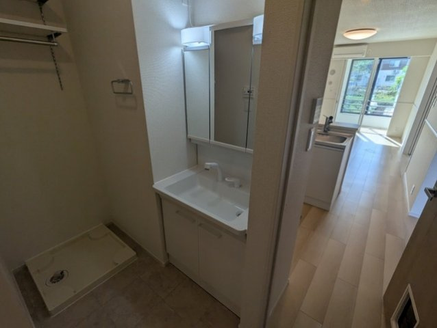 カーサ・フォレスタ　Ｃの洗面所|スペースが確保できる洗面所です