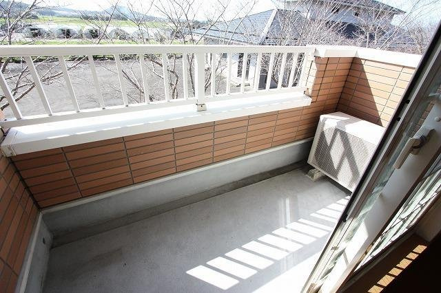 ビスターリア　Ｂのバルコニー|バルコニー付きです