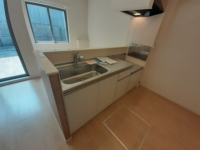 アレグリア　五番館のキッチン|コンパクトなキッチンで掃除もラクラク