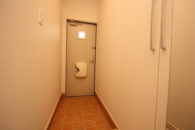 アレグリア　五番館の玄関|落ち着いた玄関です