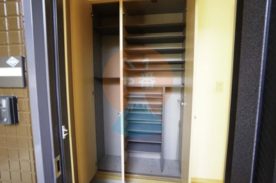 【玄関】 | アドニスII | シューズボックス付きです　※参考写真です