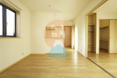 【居間・リビング】 | アドニスII | ゆったり過ごせる居間です　※参考写真です