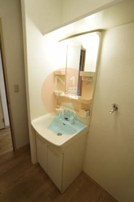 【独立洗面台】 | アドニスII | 独立洗面台あり、毎朝おしゃれに忙しい女性の方におすすめです　※参考写真です