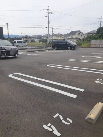 サンセール大刀洗Ｂの駐車場|駐車場完備です