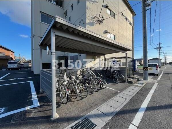 コーポ林のエントランス