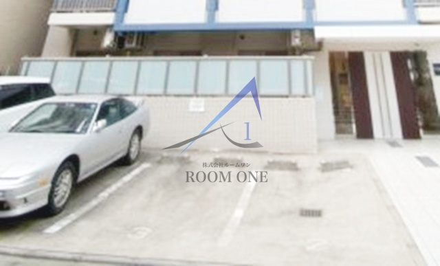 リクレイシア八丁畷の駐車場|駐車場です。