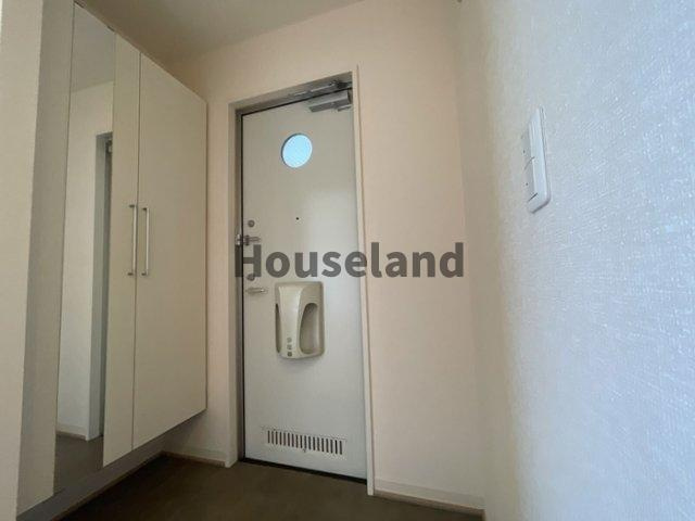 ファミリーメイト矢田 Ｂ棟の玄関