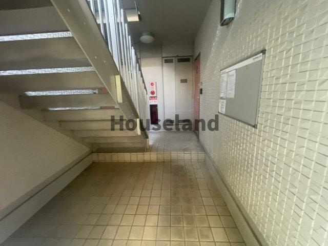 ファミリーメイト矢田 Ｂ棟のロビー