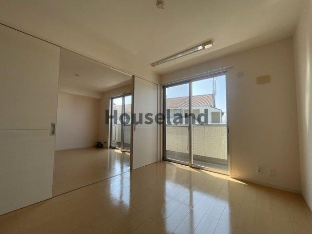 ファミリーメイト矢田 Ｂ棟の居間・リビング