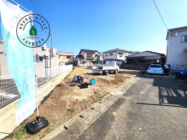 春日市下白水南5丁目第3-2棟（2号棟）　の前面道路含む現地写真|見学の時間などお気軽にお問い合わせ下さい。