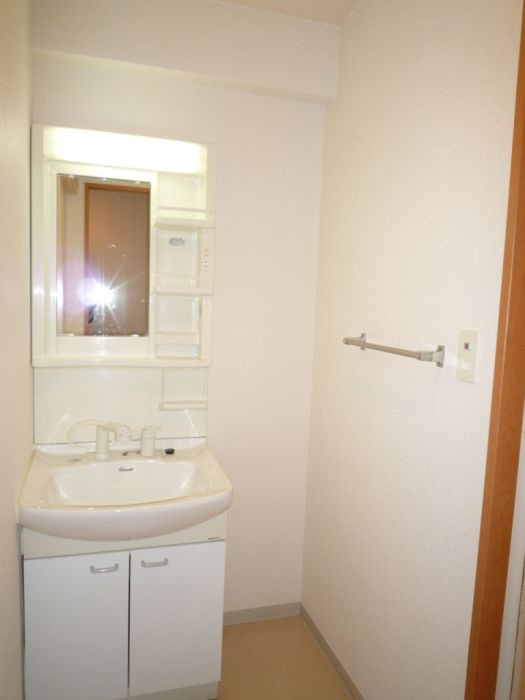 グランシャリオ住吉の洗面所