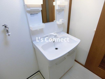 【洗面所】 | グラスランド２１ | 朝の支度もスムーズな独立洗面台。