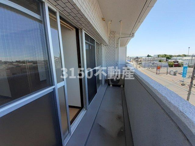 エレガンシア２１のバルコニー