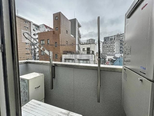 カーサ入谷（Ⅱ）のバルコニー