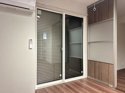【収納】 | TORISIASメソン | シャッター窓