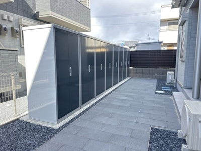 【ロビー】 | TORISIASメソン | 物置