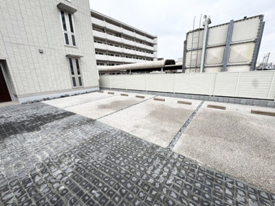 【駐車場】 | TORISIAS東今泉 | 駐車場