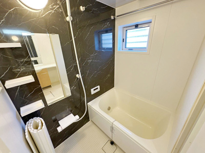 【浴室】 | ロイヤルテラス Ａ | 浴室