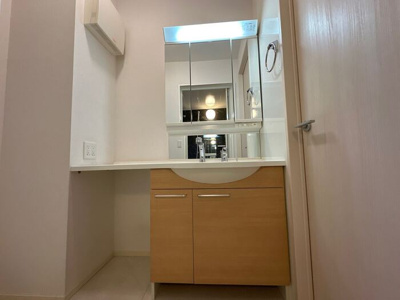 【洗面所】 | ロイヤルテラス Ａ | 洗面所