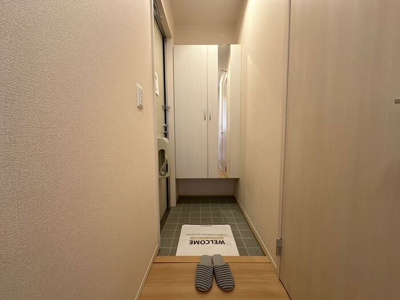 【玄関】 | ロイヤルテラス Ａ | 玄関