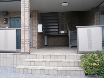 【エントランス】 | エルスリー緑 | エントランス