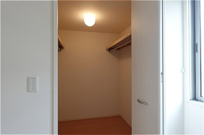 【洋室】 | クレール シャンブル Ⅱ | 北東洋室・ウォークインクローゼット