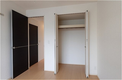 【洋室】 | クレール シャンブル Ⅱ | 北西洋室・クローゼット