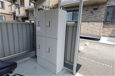 【その他共用部分】 | スクウェア･ヒル Ｄ | 駐輪場に宅配ボックス