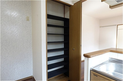 【キッチン】 | セジュールＵＥＳＡＷＡ Ｄ | キッチン・収納棚