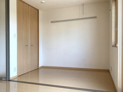 【洋室】 | ニュービラーズ | 洋室