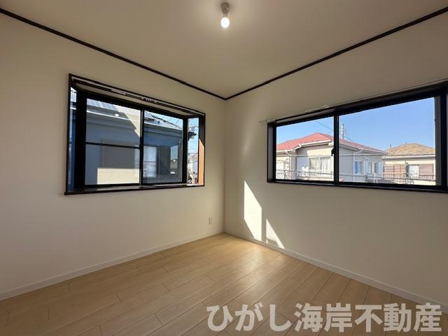 茅ヶ崎市赤羽根　　中古戸建の子供部屋|新規リフォーム完了！　4.2帖　洋室