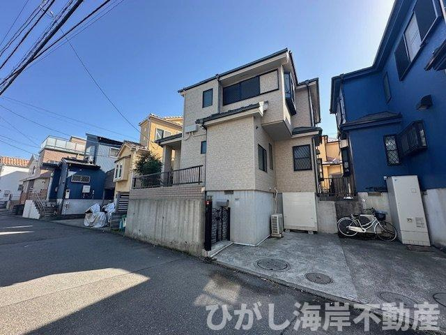 茅ヶ崎市赤羽根　　中古戸建の前面道路含む現地写真|現地外観