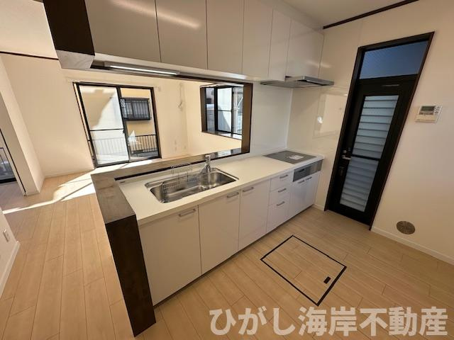 茅ヶ崎市赤羽根　　中古戸建のキッチン|新規リフォーム完了！　キッチンスペース
