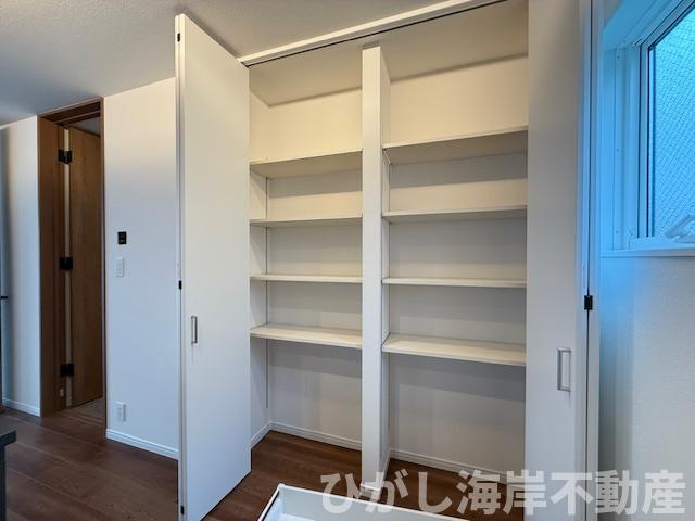 茅ヶ崎市松が丘1丁目　新築戸建　全9棟の設備|パントリー