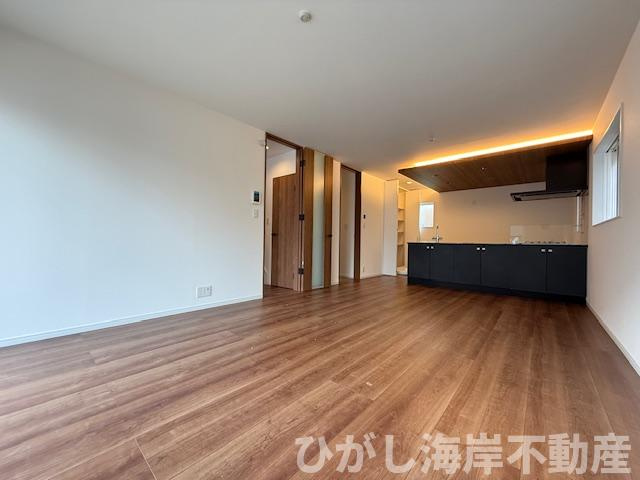 茅ヶ崎市松が丘1丁目　新築戸建　全9棟のダイニング|18帖　LDK