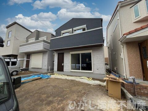 茅ヶ崎市松が丘1丁目　新築戸建　全9棟の前面道路含む現地写真|2月20日撮影　建築中　現地外観