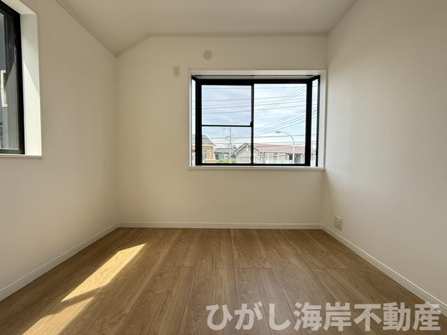 茅ヶ崎市室田２丁目　中古戸建の子供部屋|新規リフォーム完了！　4.5帖　洋室