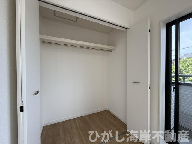 茅ヶ崎市室田２丁目　中古戸建の収納|新規リフォーム完了！　各居室　収納スペース付き