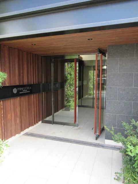 プロスタイルウェルス南千住メディフィスのエントランス