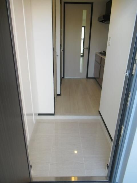 プロスタイルウェルス南千住メディフィスの玄関