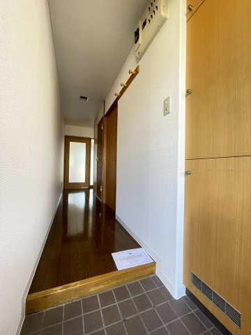 グリーン・ヴィラの玄関|※画像は同物件別室になります。